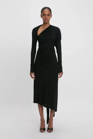 Victoria Beckham Slash-Neck Ruched Midi Dress In 12