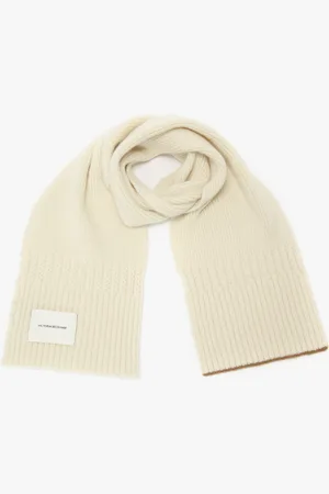Victoria Beckham Logo Patch Scarf In -Camel