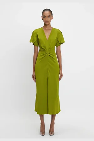 Victoria Beckham Gathered V-Neck Midi Dress In 8