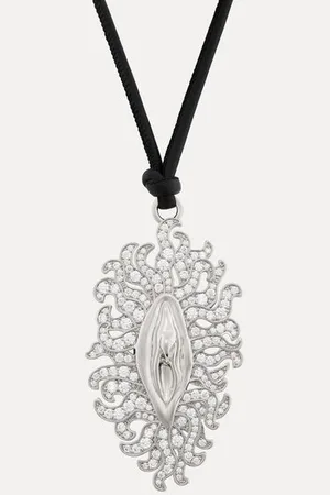 Vivienne Westwood Floriana Pendant Necklace Unisex