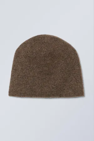 Weekday Fluffy Beanie