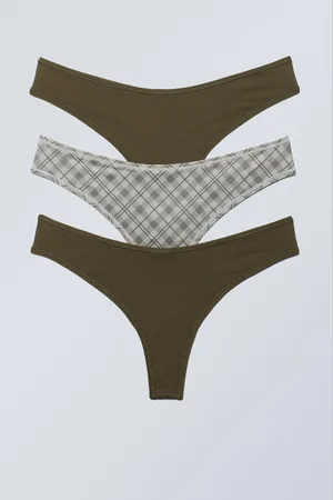 Weekday 3-pack Soft Thongs