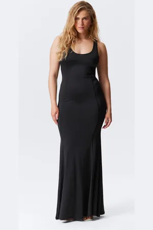 Weekday Sporty Fit-and-Flare Maxi Dress