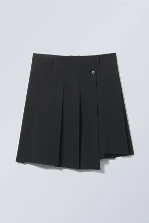 Weekday Pleated Midi Skirt