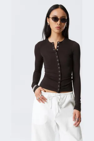 Weekday Slim Long-Sleeved Buttoned Cardigan