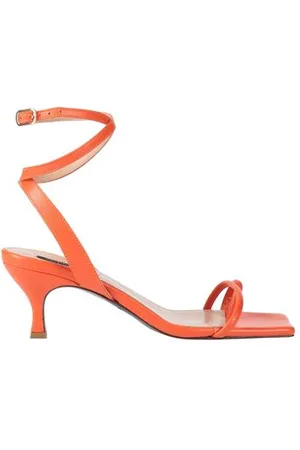Patrizia Pepe FOOTWEAR - Thong sandals - on YOOX.com