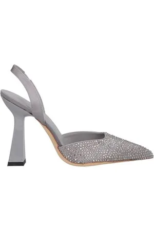Pregunta FOOTWEAR - Pumps - on YOOX.com