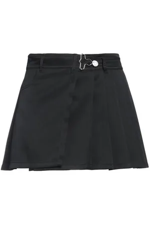 Moschino BOTTOMWEAR - Shorts & Bermuda Shorts - on YOOX.com