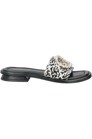 Emanuélle vee FOOTWEAR - Sandals - on YOOX.com