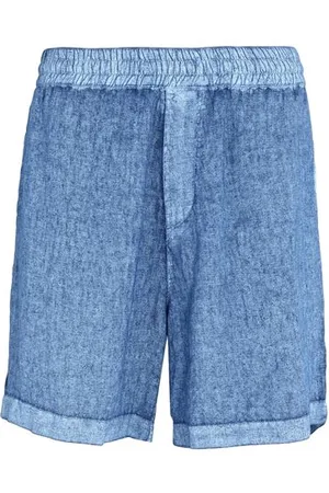 Burberry BOTTOMWEAR - Shorts & Bermuda Shorts - on YOOX.com