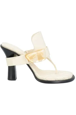 Burberry FOOTWEAR - Thong sandals - on YOOX.com