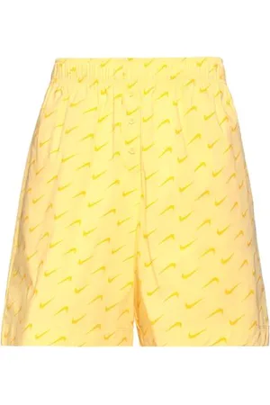 Nike BOTTOMWEAR - Shorts & Bermuda Shorts - on YOOX.com