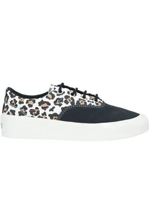 Converse FOOTWEAR - Trainers - on YOOX.com