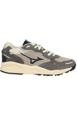 Mizuno FOOTWEAR - Trainers - on YOOX.com