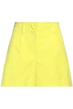Moschino BOTTOMWEAR - Shorts & Bermuda Shorts - on YOOX.com