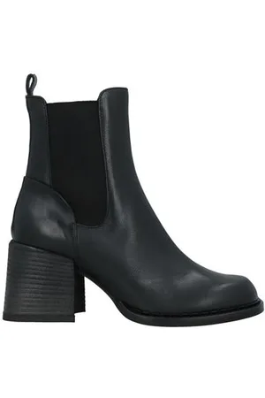vic matiè FOOTWEAR - Ankle boots - on YOOX.com