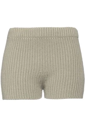 Max Mara BOTTOMWEAR - Shorts & Bermuda Shorts - on YOOX.com