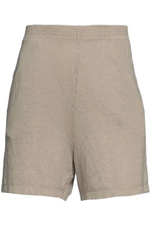 Majestic BOTTOMWEAR - Shorts & Bermuda Shorts - on YOOX.com