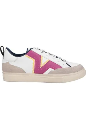 Emanuélle vee FOOTWEAR - Trainers - on YOOX.com