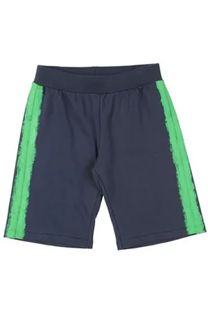 Moschino BOTTOMWEAR - Shorts & Bermuda Shorts - on YOOX.com