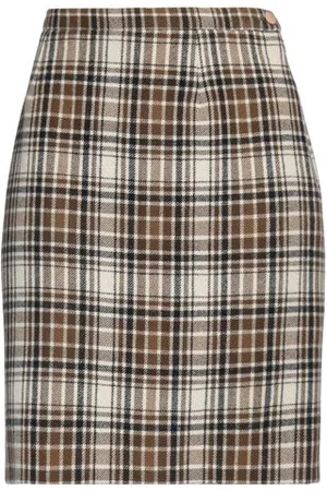 Chloé BOTTOMWEAR - Mini skirts - on YOOX.com