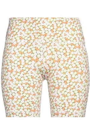 Tory Burch BOTTOMWEAR - Shorts & Bermuda Shorts - on YOOX.com