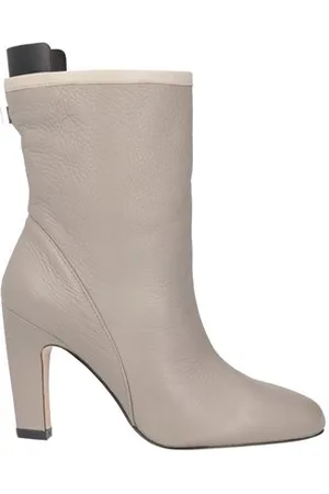 Stuart Weitzman FOOTWEAR - Ankle boots - on YOOX.com