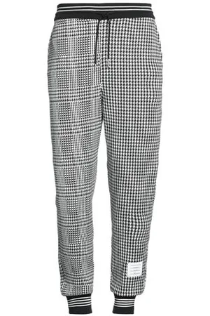 Thom Browne BOTTOMWEAR - Trousers - on YOOX.com