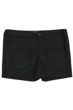 Essence BOTTOMWEAR - Shorts & Bermuda Shorts - on YOOX.com