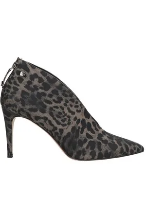 Guess FOOTWEAR - Pumps - on YOOX.com