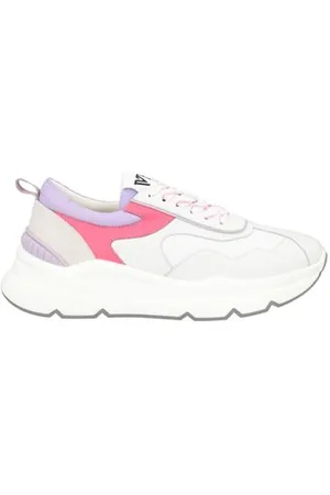 Emanuélle vee FOOTWEAR - Trainers - on YOOX.com