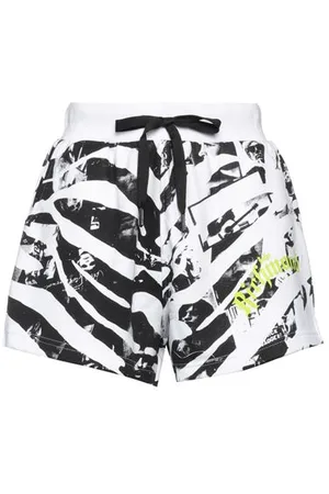 John Richmond BOTTOMWEAR - Shorts & Bermuda Shorts - on YOOX.com