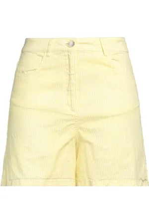Caractere BOTTOMWEAR - Shorts & Bermuda Shorts - on YOOX.com