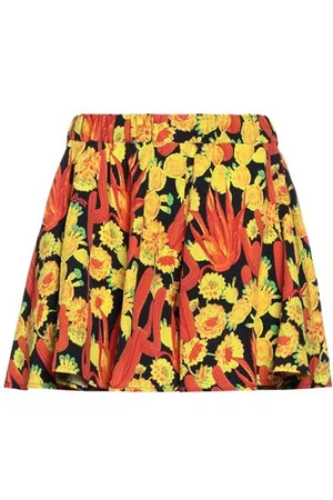 Loewe BOTTOMWEAR - Shorts & Bermuda Shorts - on YOOX.com