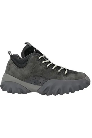 Oakley FOOTWEAR - Trainers - on YOOX.com