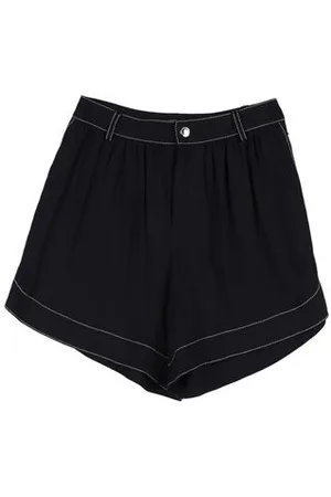 Chloé BOTTOMWEAR - Shorts & Bermuda Shorts - on YOOX.com