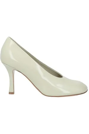 Burberry FOOTWEAR - Pumps - on YOOX.com