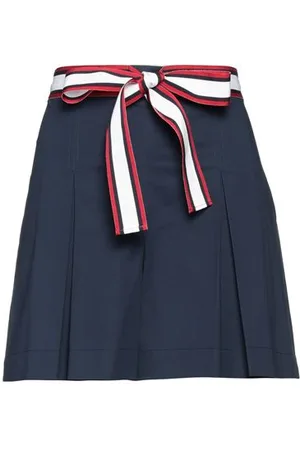 Moschino BOTTOMWEAR - Shorts & Bermuda Shorts - on YOOX.com