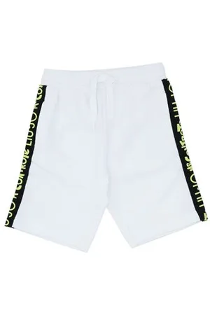 Liu Jo BOTTOMWEAR - Shorts & Bermuda Shorts - on YOOX.com