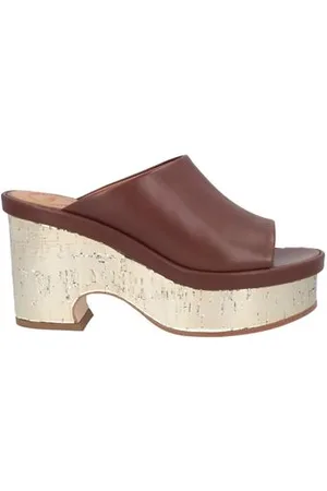Chloé FOOTWEAR - Mules & Clogs - on YOOX.com