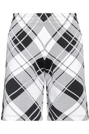 Burberry BOTTOMWEAR - Shorts & Bermuda Shorts - on YOOX.com