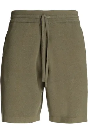 Closed BOTTOMWEAR - Shorts & Bermuda Shorts - on YOOX.com