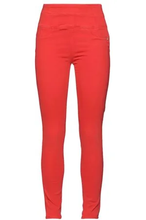 Pepe Jeans BOTTOMWEAR - Jeans - on YOOX.com