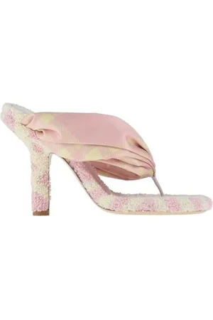Burberry FOOTWEAR - Thong sandals - on YOOX.com
