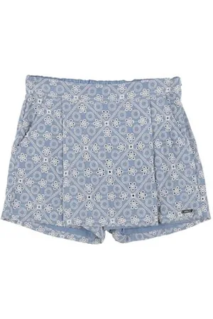 Guess BOTTOMWEAR - Shorts & Bermuda Shorts - on YOOX.com