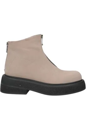 Curiosité FOOTWEAR - Ankle boots - on YOOX.com