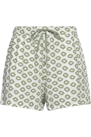 Majestic BOTTOMWEAR - Shorts & Bermuda Shorts - on YOOX.com