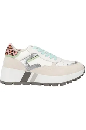 Emanuélle vee FOOTWEAR - Trainers - on YOOX.com