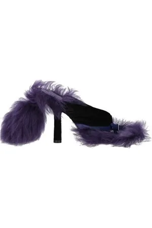 Burberry FOOTWEAR - Thong sandals - on YOOX.com