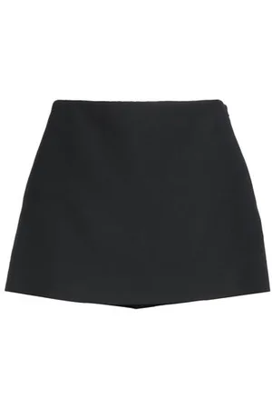 VALENTINO GARAVANI BOTTOMWEAR - Shorts & Bermuda Shorts - on YOOX.com